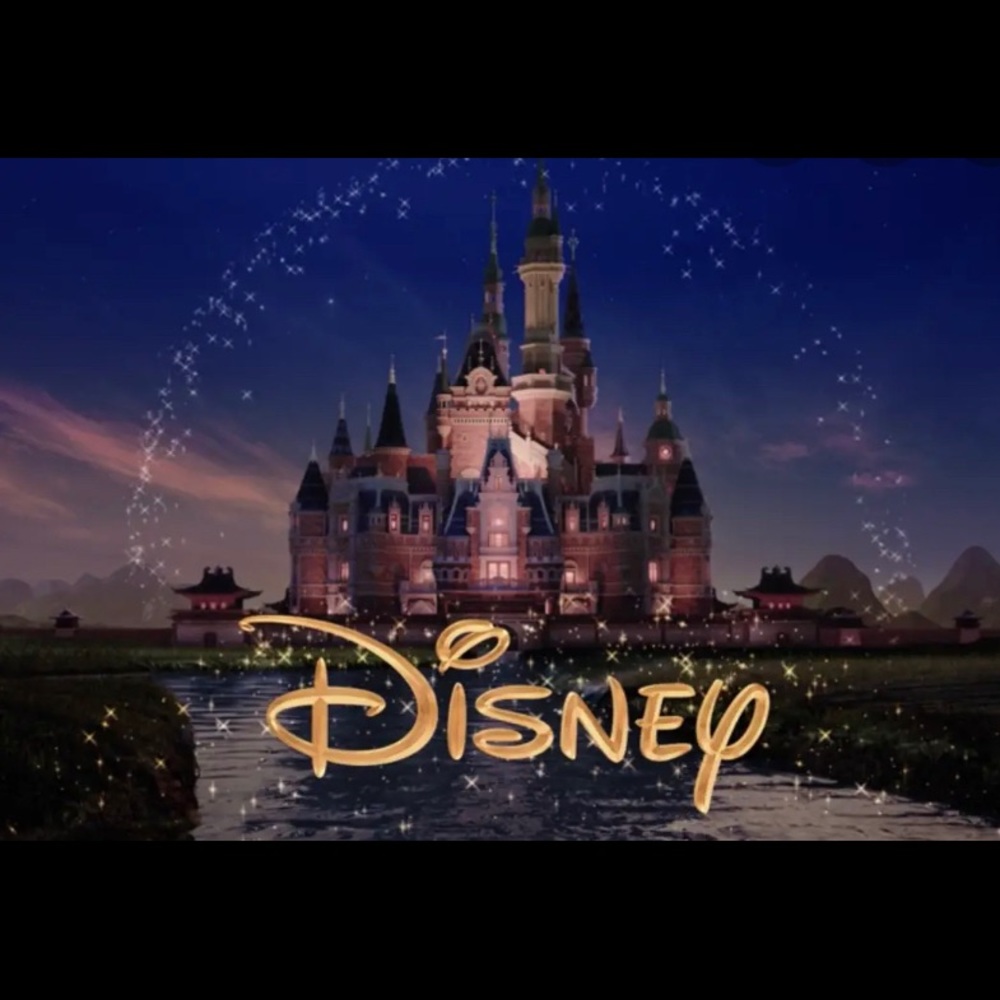 DISNEY SECTION ———>